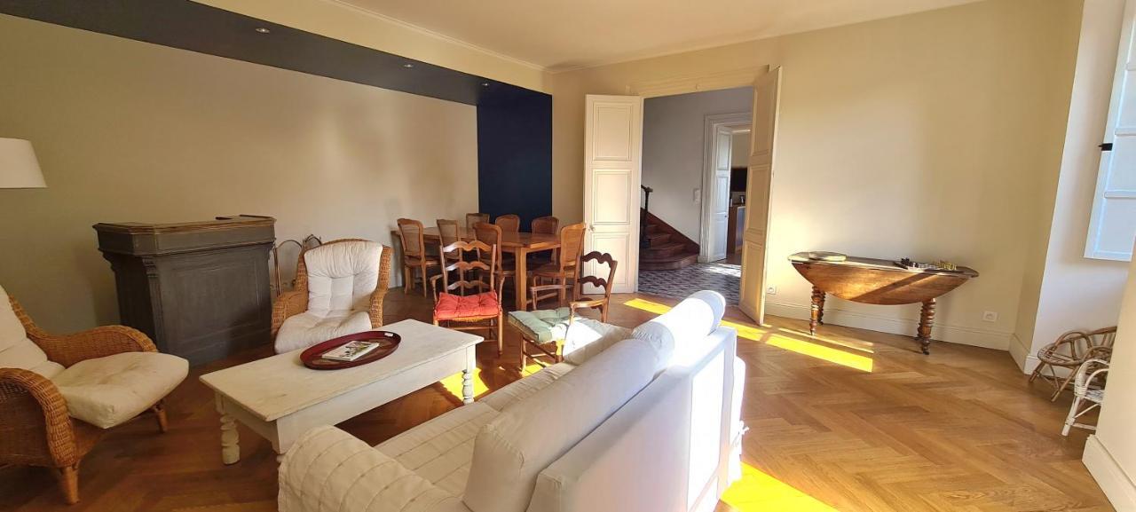 Hébergement de vacances Les Hauts De St Jacques Maison D'exception 300m2, Jardin Arboré 2000m2