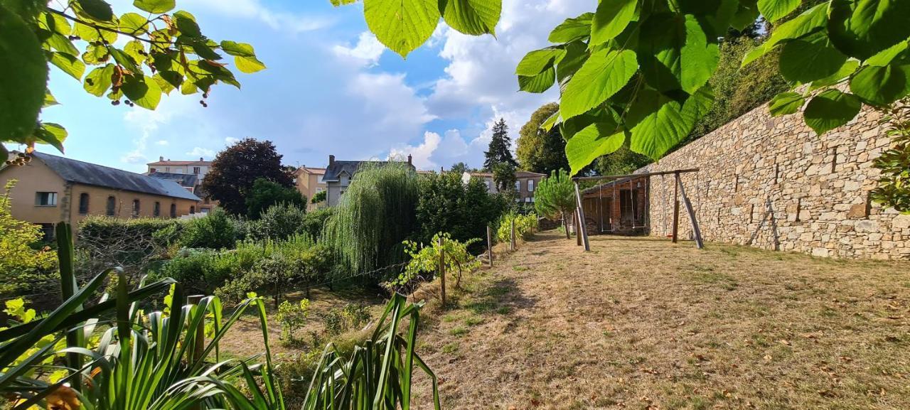 Les Hauts De St Jacques Maison D'exception 300m2, Jardin Arboré 2000m2 Hébergement de vacances *